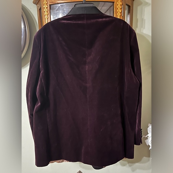 Coppley Men’s Burgundy Velvet Tuxedo Black Trim Smoking Jacket Blazer - Picture 6 of 8